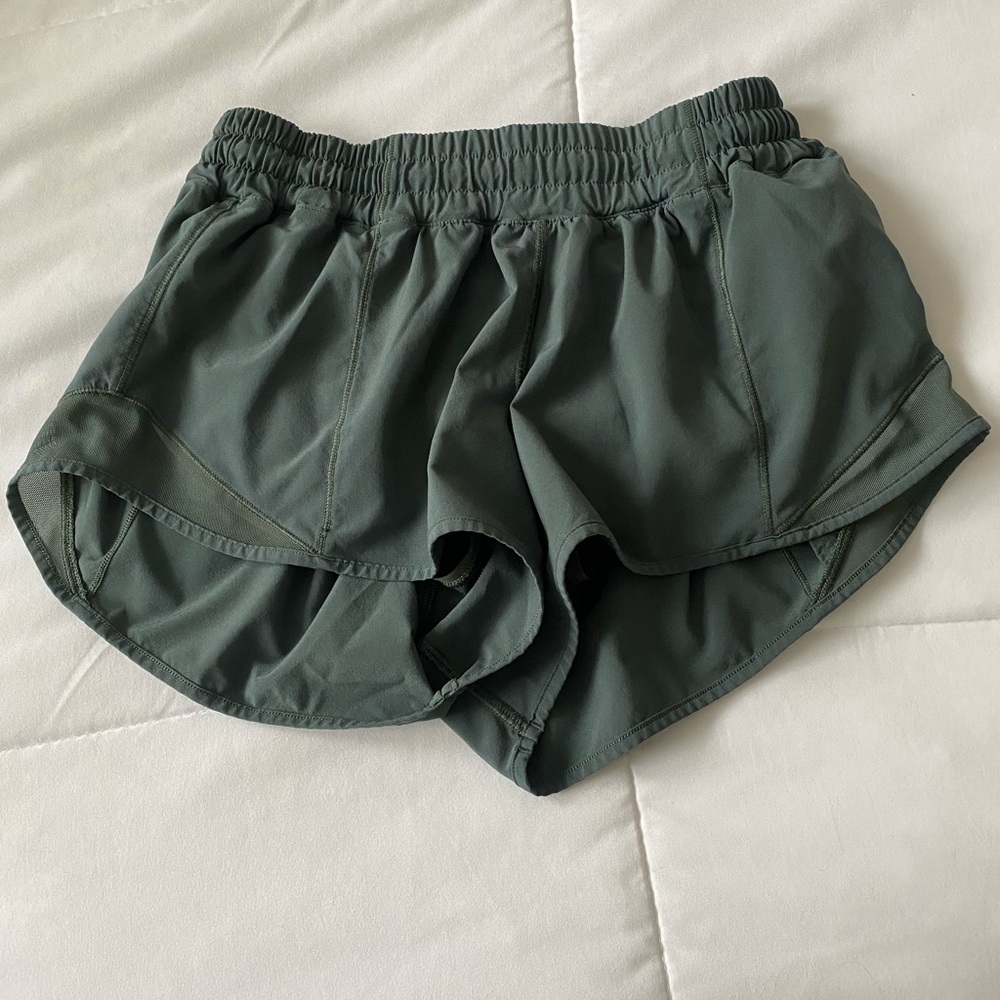 Lululemon Hotty Hot shorts